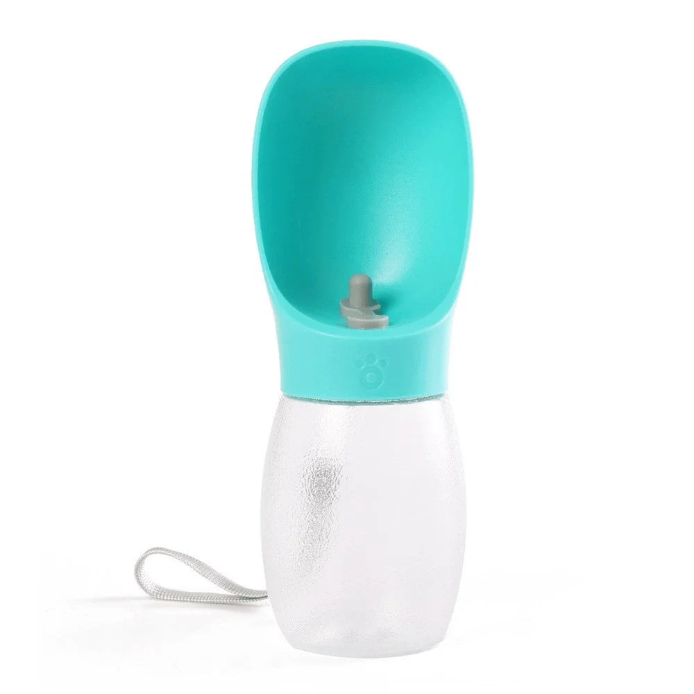 Portable Pet Travel Water Bottle β Outdoor Drinking Cup for Dogs, Cats & Small Breeds